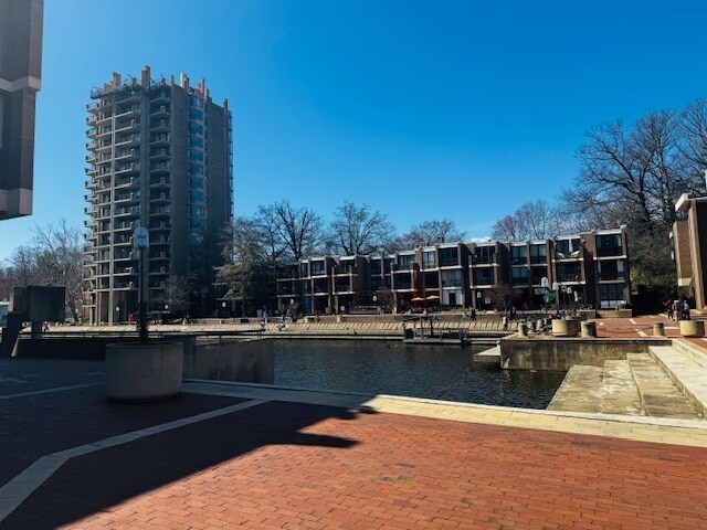 More Photos Of 1635 Washington Plz, Reston Apartments For Lease