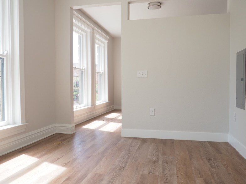 More Photos Of 101 Broadway, Denver Apartments For Lease