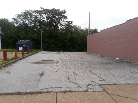 More Photos Of 2600 N Florissant Ave, Saint Louis Flex For Sale