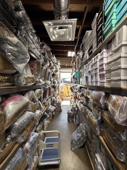 More Photos Of 11592 Anabel, Garden Grove Service For Sale