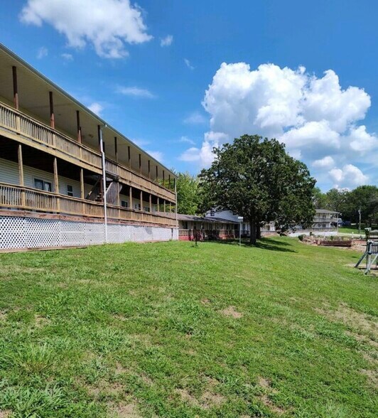 More Photos Of Lake Road 254-15, Wheatland Hotel For Sale