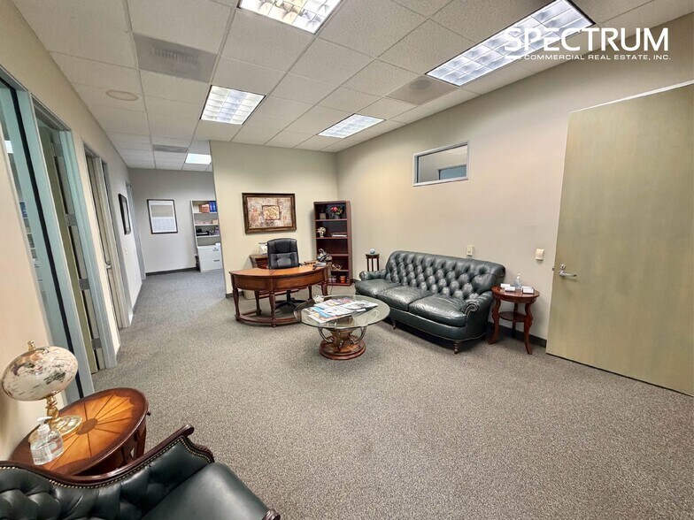 More Photos Of 27951 Smyth Dr, Valencia Office For Sale