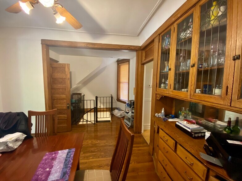 More Photos Of 2439 N Seminary Ave, Chicago Apartments For Sale