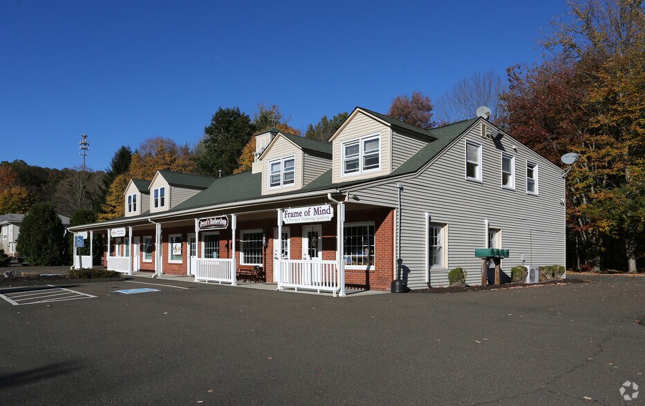 More Photos Of 312-320 Oxford Rd, Oxford Office Residential For Lease