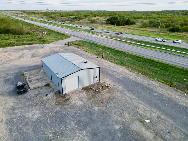 Primary Photo Of 4775 W Hwy 287, Midlothian Warehouse For Sale