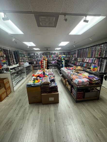 More Photos Of 950 W Central Ave, Brea Warehouse For Sale