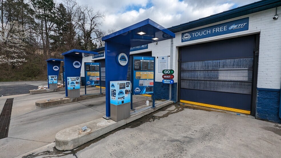 More Photos Of 268 McClellandtown Rd, Uniontown Carwash For Sale