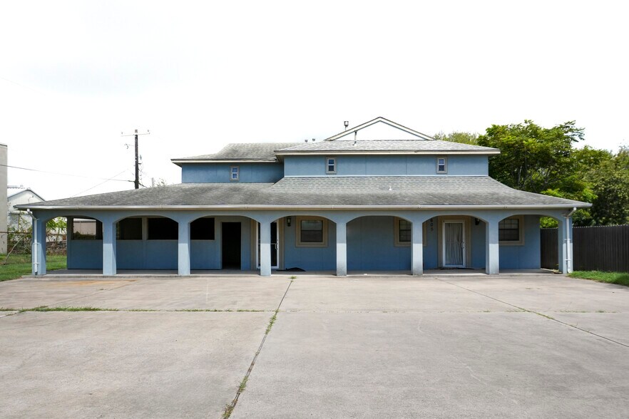 Primary Photo Of 601 Omaha Dr, Corpus Christi Office For Sale