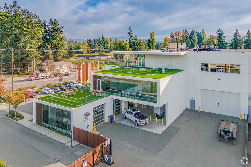 More Photos Of 1779 Clearbrook Rd, Abbotsford Office For Lease