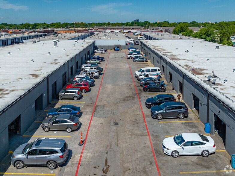 More Photos Of 7330 Rampart St, Houston Unknown For Lease