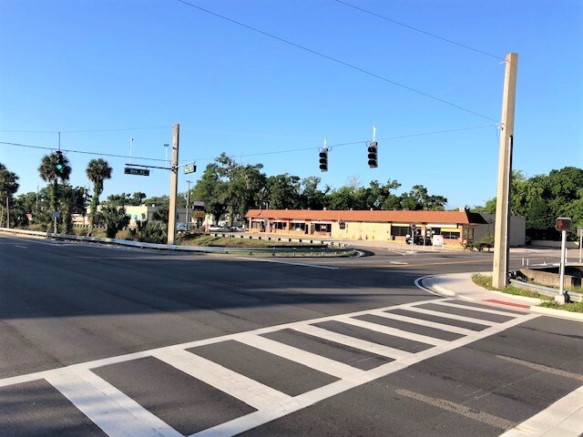 More Photos Of 1396 N Nova Rd, Daytona Beach Storefront Retail Office For Sale