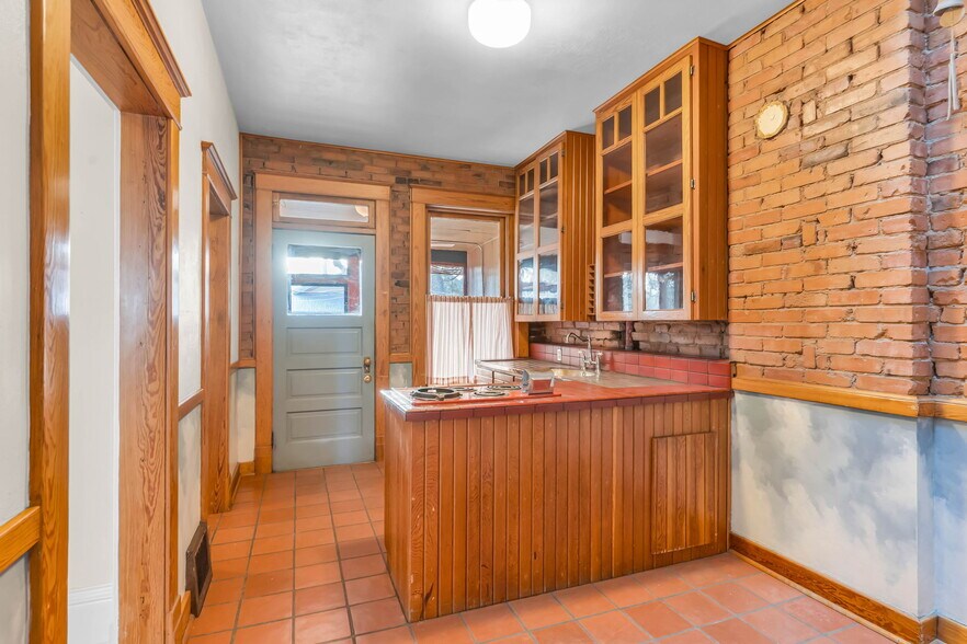 More Photos Of 224 W Abriendo Ave, Pueblo Multifamily For Sale