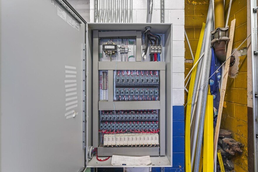 More Photos Of 690-696 River St, Troy Freestanding For Sale