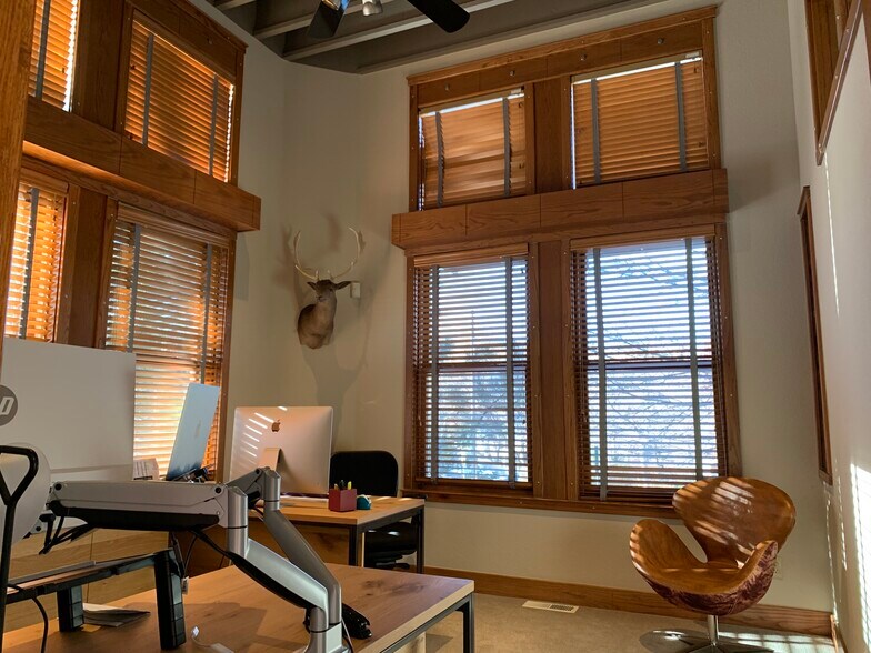 More Photos Of 1501-1509 Washington Ave, Golden Office For Lease
