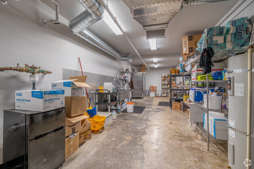 More Photos Of , Eugene General Retail For Sale