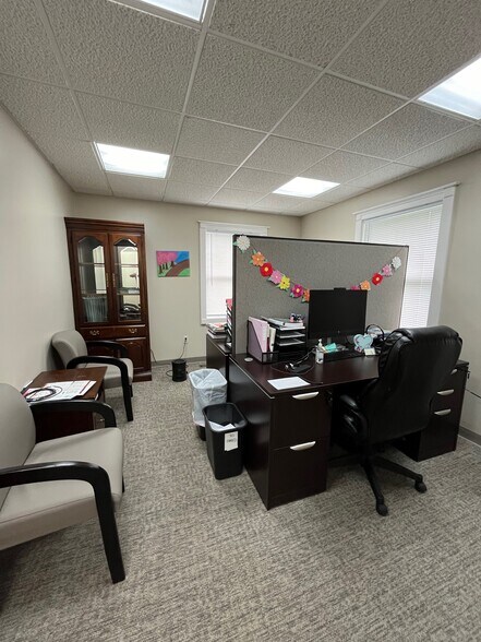 More Photos Of 600 Stony Brook Ct, Newburgh Medical For Sale