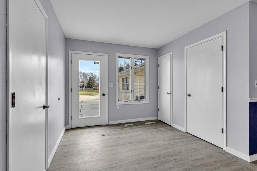 More Photos Of 920 N 26th St, Sheboygan Continuing Care Retirement Community For Sale