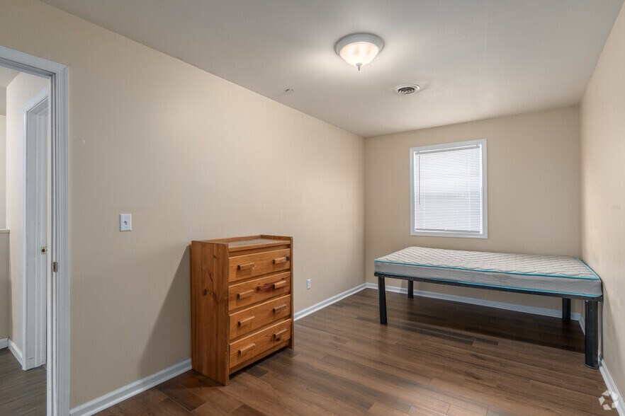 More Photos Of 8894 Knapp Ave, Bloomsburg Apartments For Sale