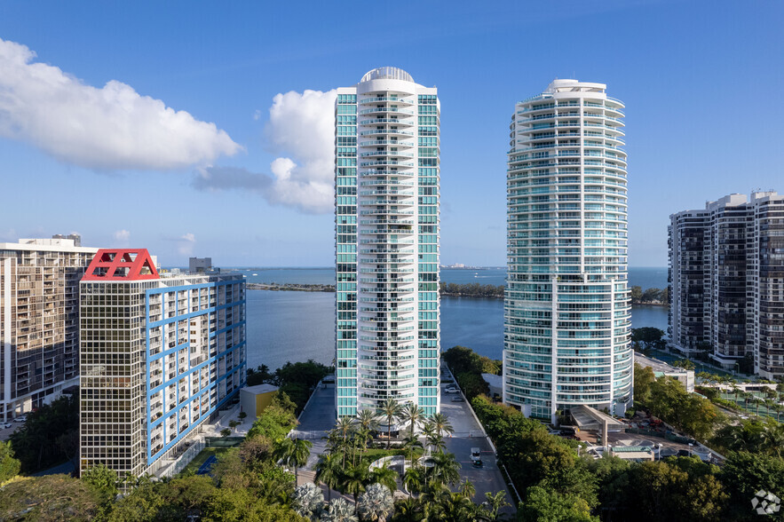 Primary Photo Of 2101 Brickell Ave, Miami Apartments For Sale