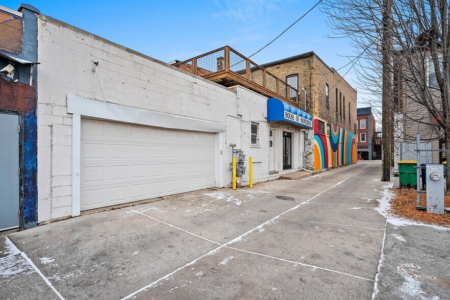 More Photos Of 408 Dousman St, Green Bay Storefront Retail Residential For Sale