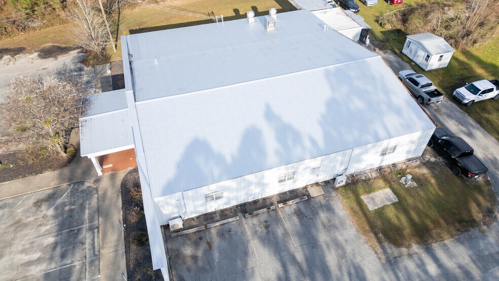 More Photos Of 1686 GOLDEN ISLE W, Baxley Restaurant For Sale