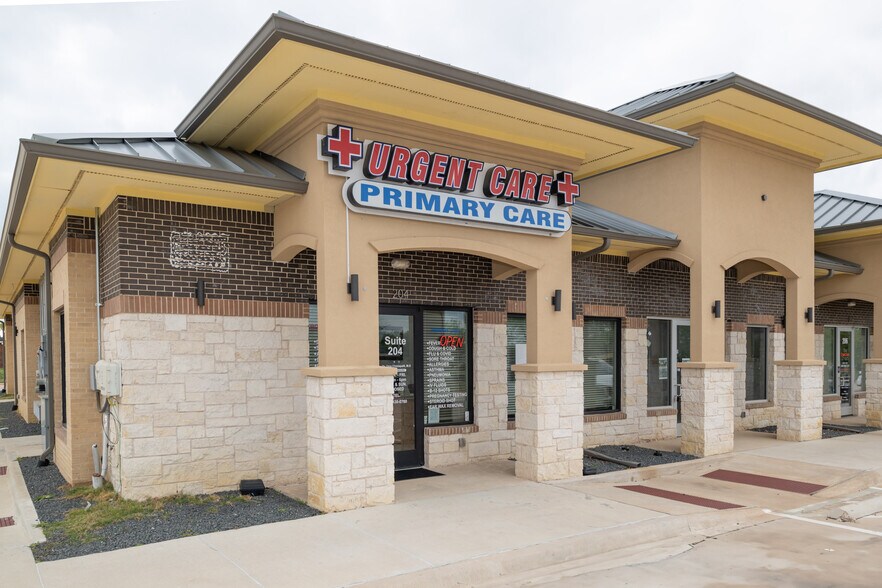 More Photos Of 25663 Smotherman Rd, Frisco Medical For Sale