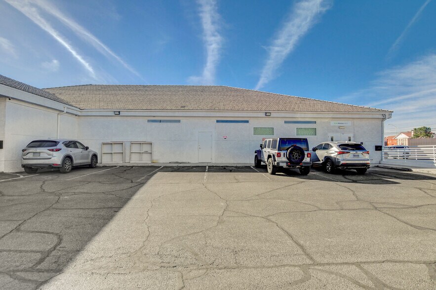 More Photos Of 5240 W Charleston Blvd, Las Vegas Storefront Retail Office For Sale