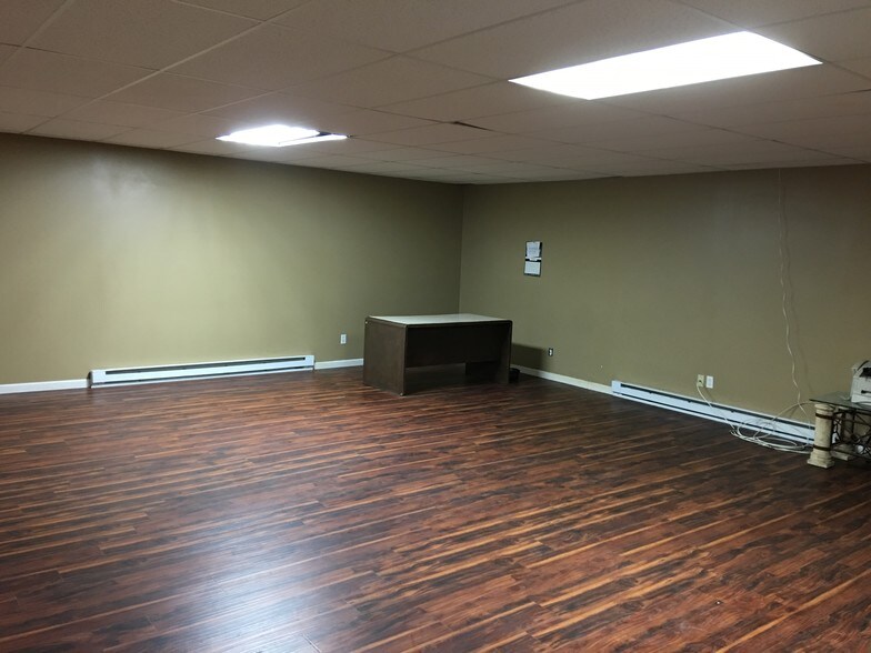 More Photos Of 175 Hague St, Rochester Warehouse For Lease