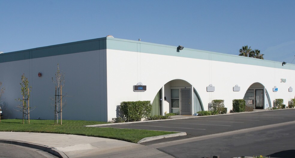 Primary Photo Of 2930 Grace Ln, Costa Mesa Manufacturing For Lease