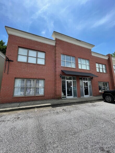 More Photos Of 955 W Wade Hampton Blvd, Greer Office For Lease
