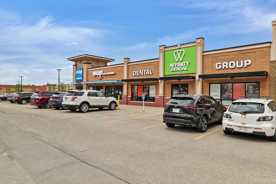 More Photos Of 993 Fir St, Sherwood Park General Retail For Lease