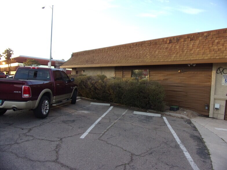 More Photos Of 939 S Decatur Blvd, Las Vegas Medical For Sale