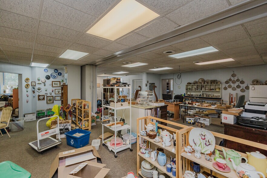 More Photos Of 920 Millington St, Winfield Storefront Retail Office For Sale