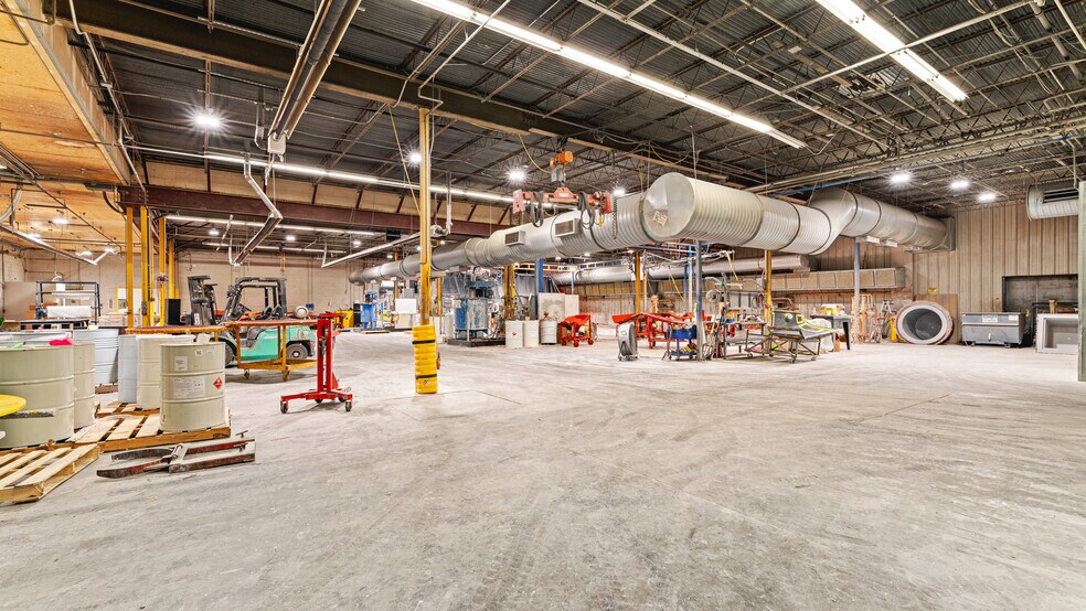 More Photos Of 3949 NW 36th St, Oklahoma City Manufacturing For Sale