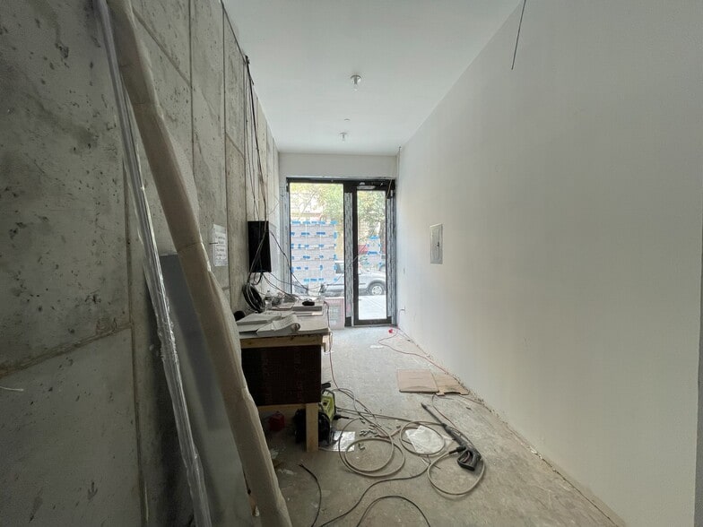 More Photos Of 624 Metropolitan Ave, Brooklyn Apartments For Lease