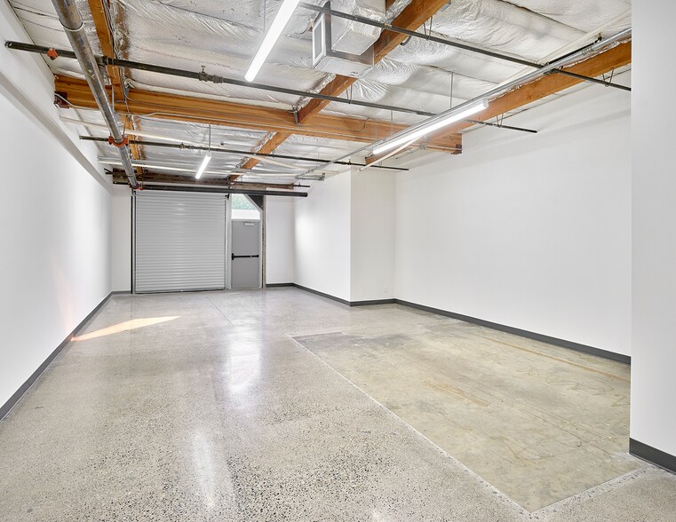 More Photos Of 6627 S 191st Pl, Kent Unknown For Lease