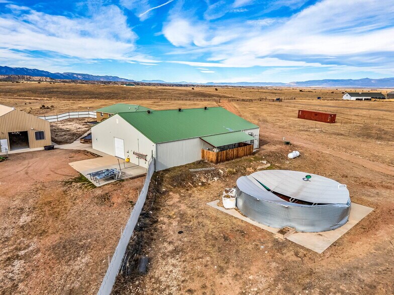 More Photos Of 1840 Pope Valley Ranch Rd, Pueblo Flex For Sale