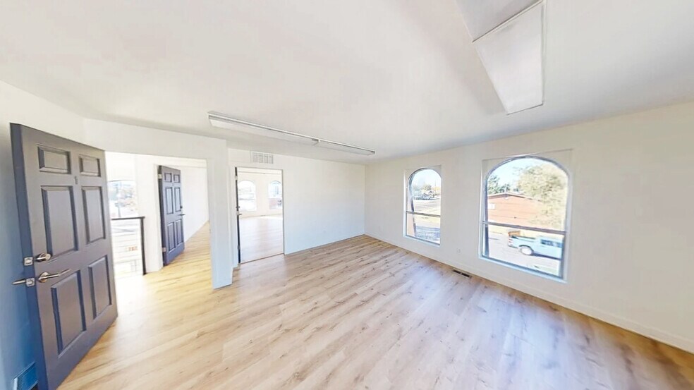 More Photos Of 1920 W 5200 S, Roy Office For Sale