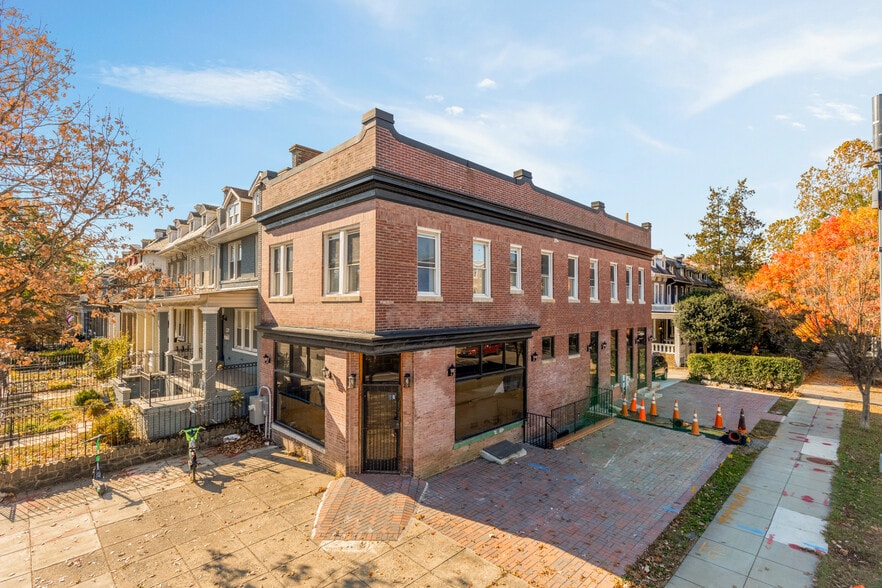 More Photos Of 2324 N Capitol St NW, Washington Storefront Retail Residential For Sale