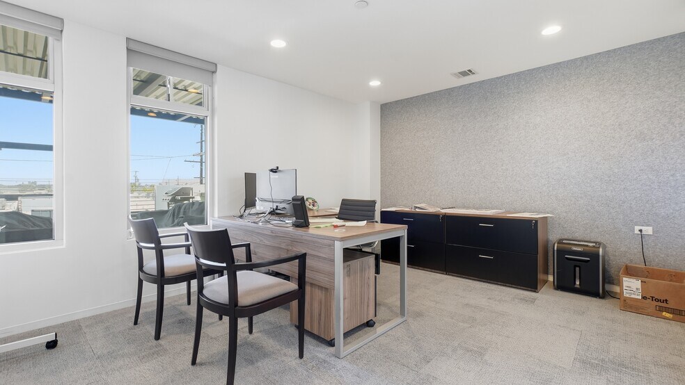 More Photos Of 123-127 Lomita St, El Segundo Loft Creative Space For Lease