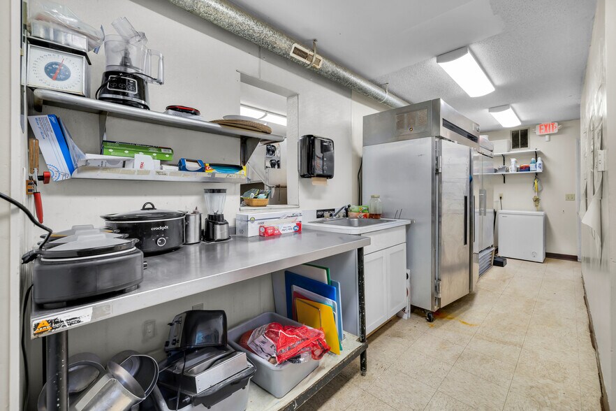 More Photos Of 678 Colonel Ledyard Hwy, Ledyard Storefront Retail Residential For Sale