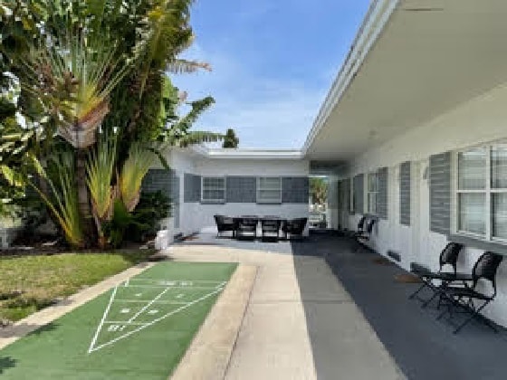 More Photos Of 629 Bay Esplanade, Clearwater Beach Specialty For Sale