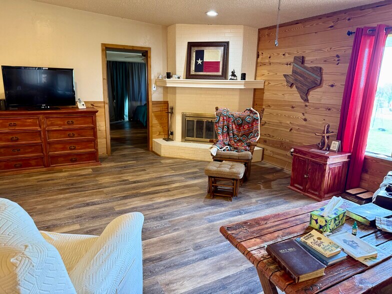 More Photos Of 112 FM 1045, Roaring Springs Land For Sale