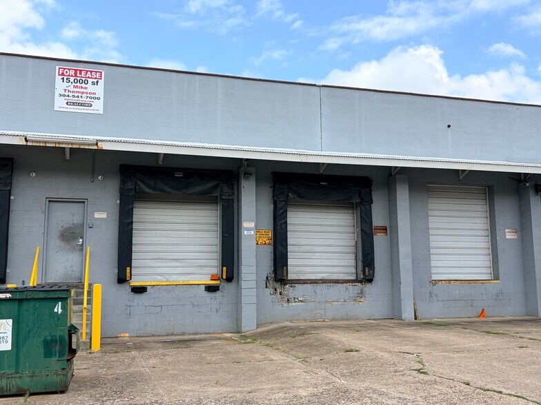 More Photos Of 902-908 Bullitt St, Charleston Warehouse For Lease