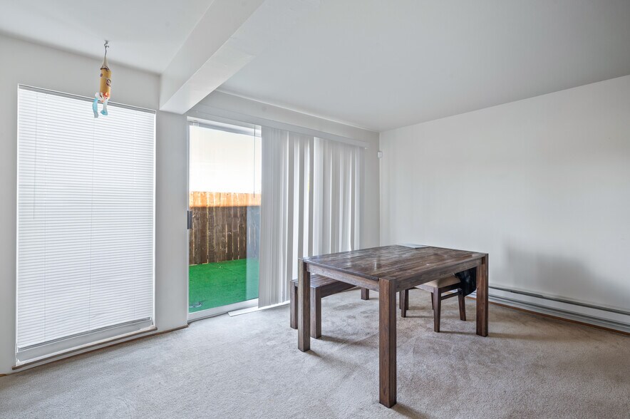 More Photos Of 318 3rd Ave S, Edmonds Apartments For Sale