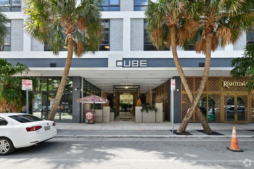 More Photos Of 218 NW 24th St, Miami Coworking Space