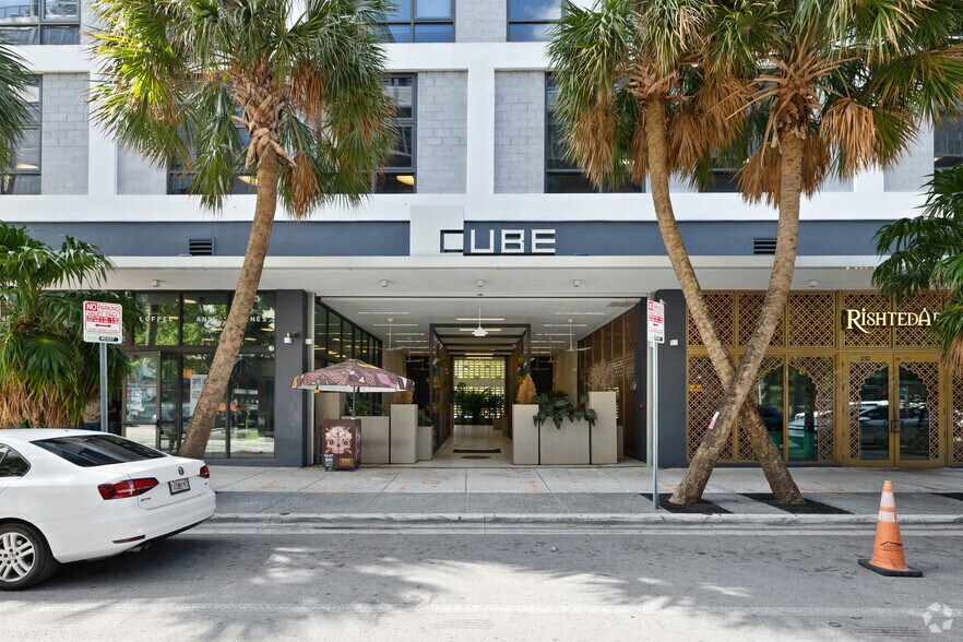 More Photos Of 218 NW 24th St, Miami Coworking Space