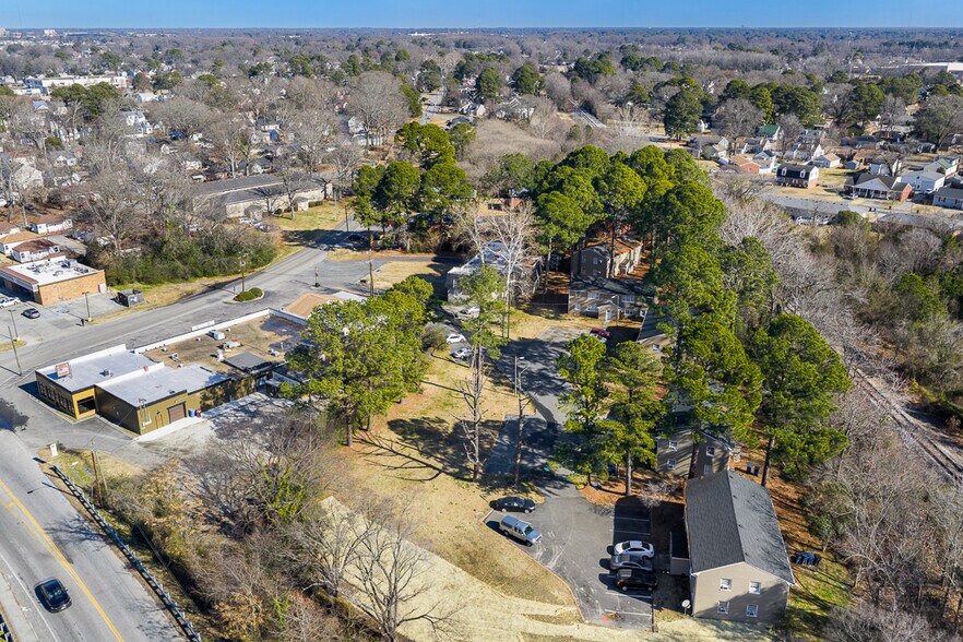 More Photos Of 824 Post Ave, Chesapeake Multifamily For Sale