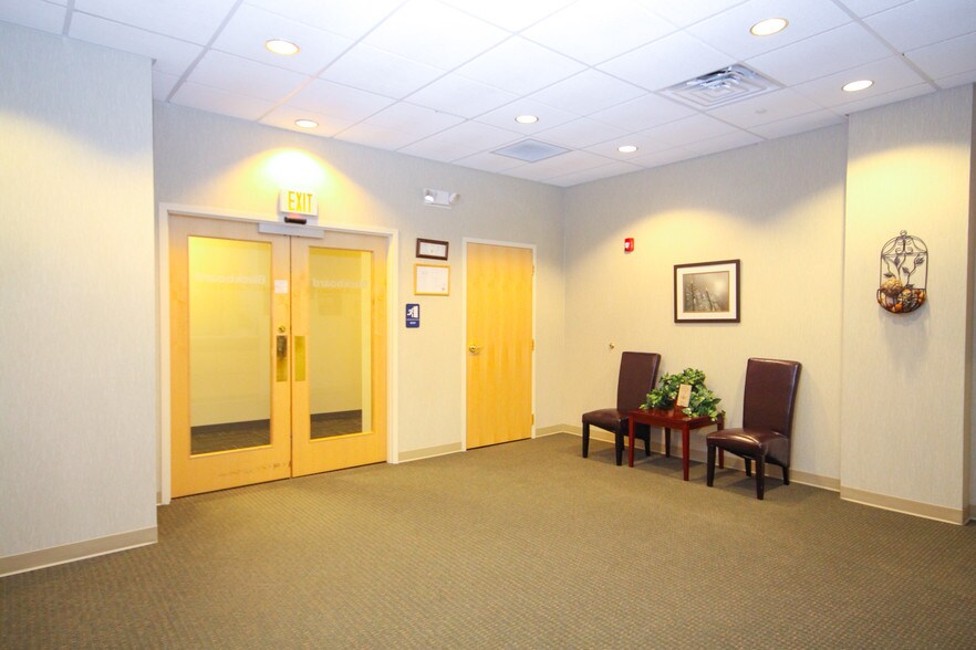 More Photos Of 330 Innovation Blvd, State College Office For Lease