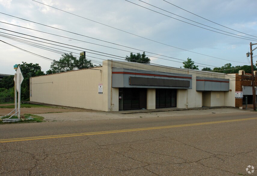 More Photos Of , Shreveport General Retail For Sale